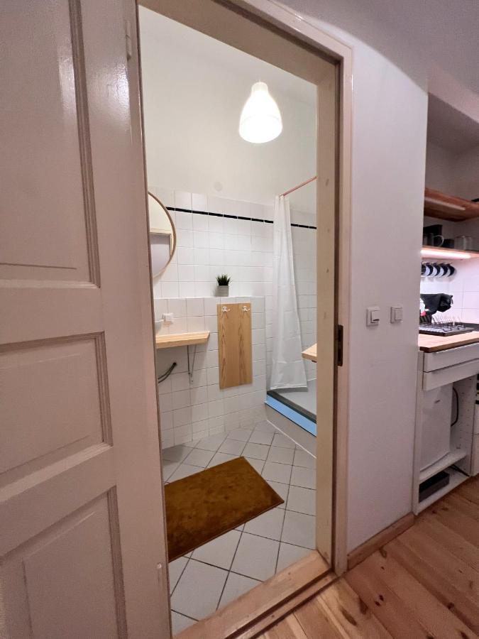 Gemuetliche 2-Zimmer-Wohnung Zentral Friedrichshain Berlin Exterior photo